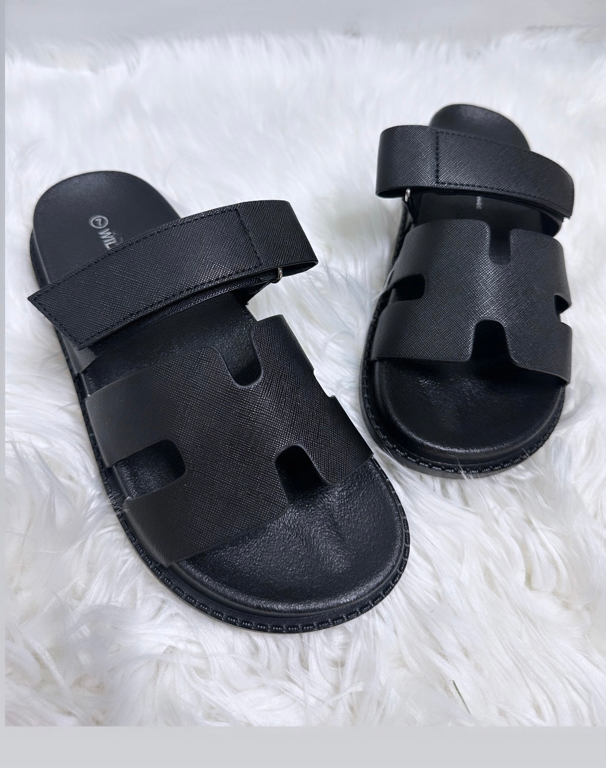 Clara sandals