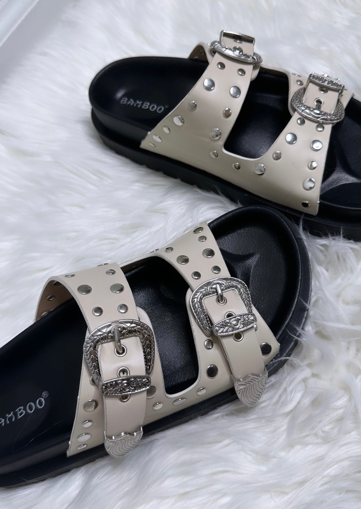 Eve sandals